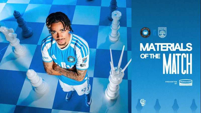 Cầu thủ Austin FC và Charlotte FC đang tranh chấp bóng trên sân Cầu thủ Austin FC và Charlotte FC đang tranh chấp bóng trên sân